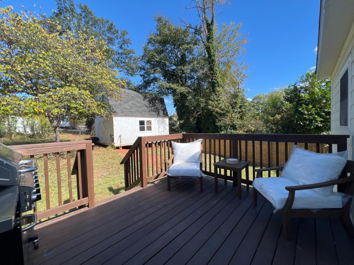 5Br 4B Huge Space With 2 Level Game Barn Greenville Exterior photo