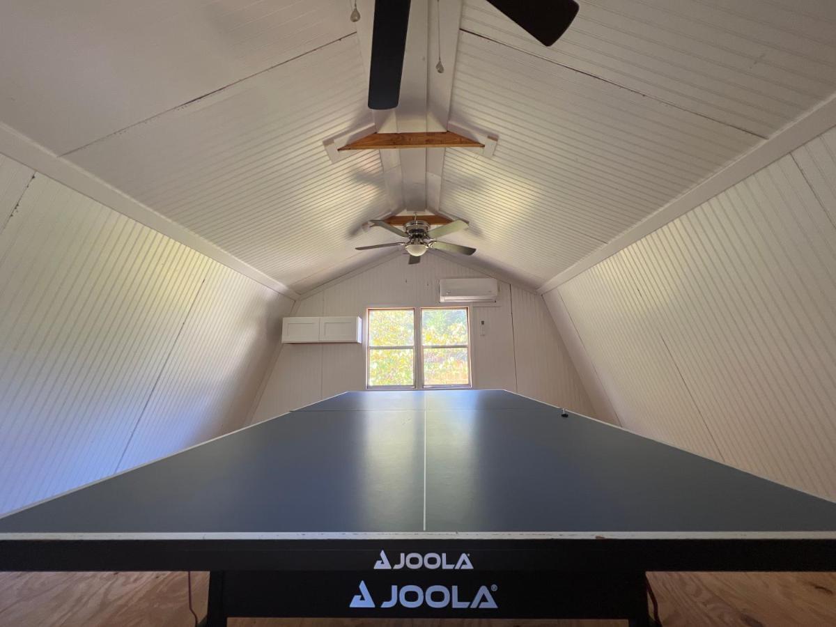 5Br 4B Huge Space With 2 Level Game Barn Greenville Exterior photo