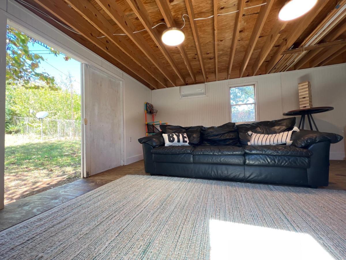 5Br 4B Huge Space With 2 Level Game Barn Greenville Exterior photo