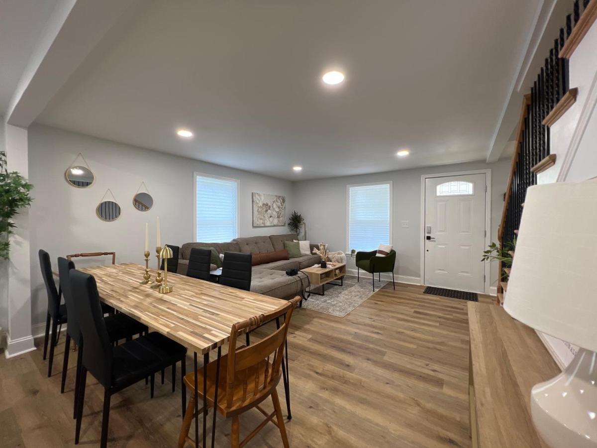 5Br 4B Huge Space With 2 Level Game Barn Greenville Exterior photo